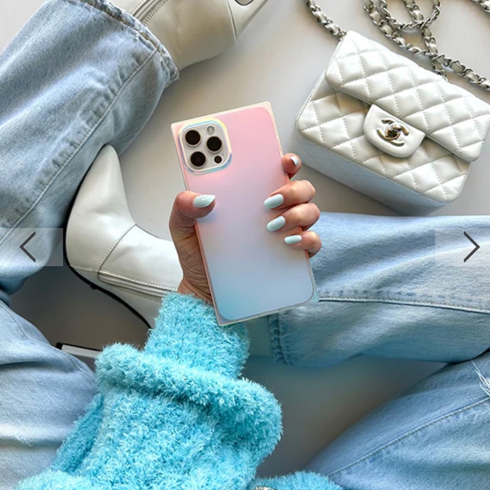 Flaunt Iridescent Satin iPhone Case 14 Pro MagSafe